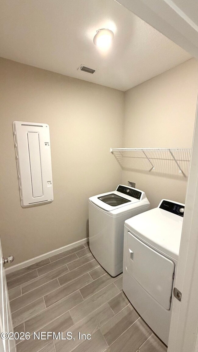 Building Photo - 12168 Blockhouse Crk Ct