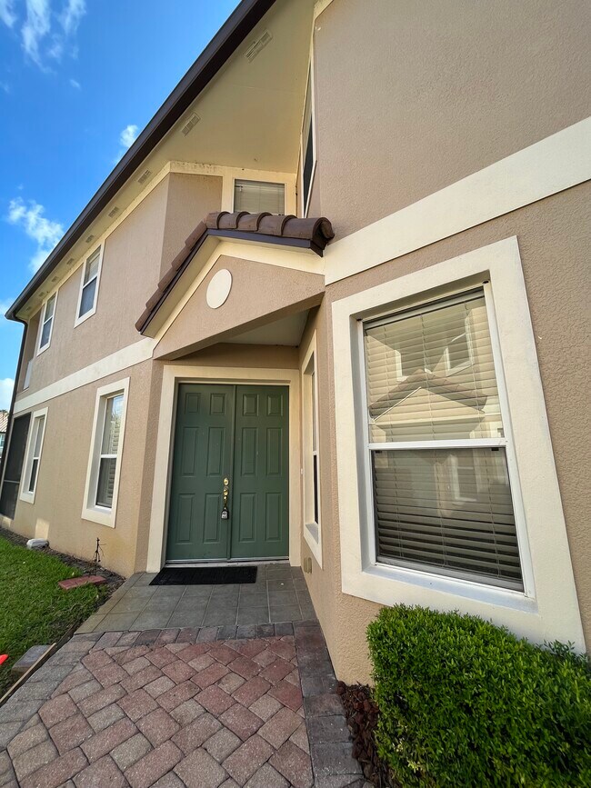 Building Photo - 8760 The Esplanade Ct