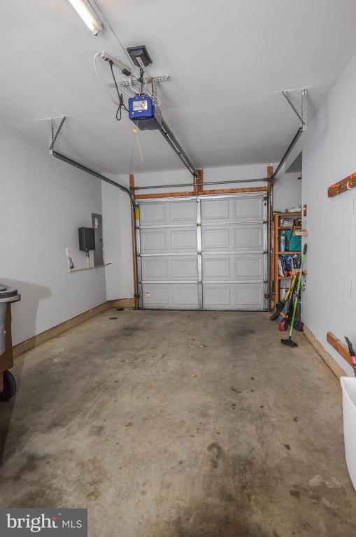 Building Photo - 116 Moore Dr