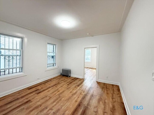 Building Photo - 3 bedroom in BROOKLYN NY 11237