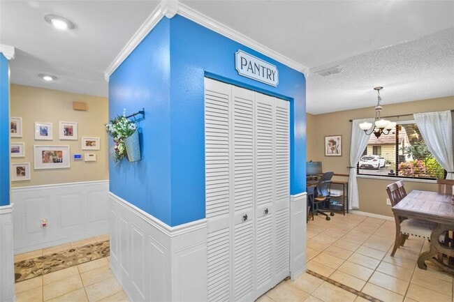 Building Photo - 512 Derby Dr