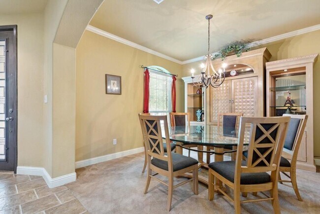 Building Photo - 1442 River Forest Dr