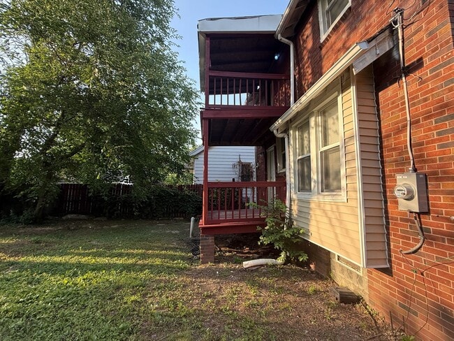 Building Photo - Open House Schedule Mon 9.8.25 @ 12:00pm, ...