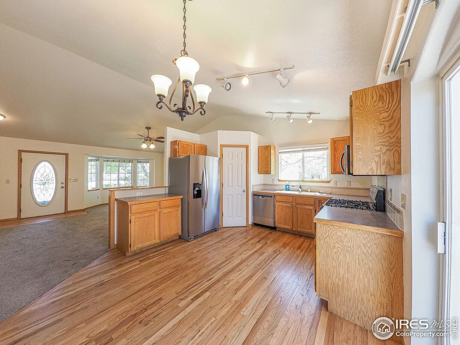 Building Photo - 1106 Timberline Ct