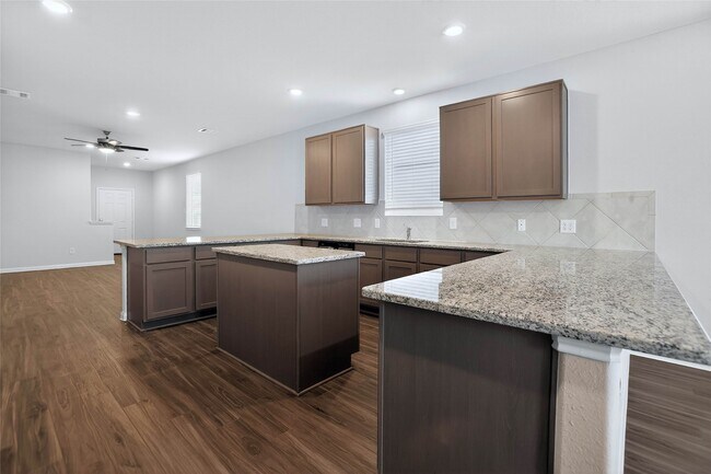 Building Photo - 13320 Burbot Dr