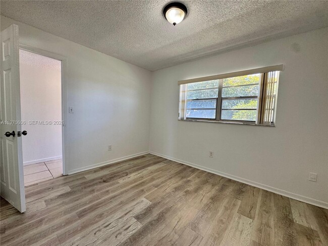 Building Photo - 1503 NW 207th St