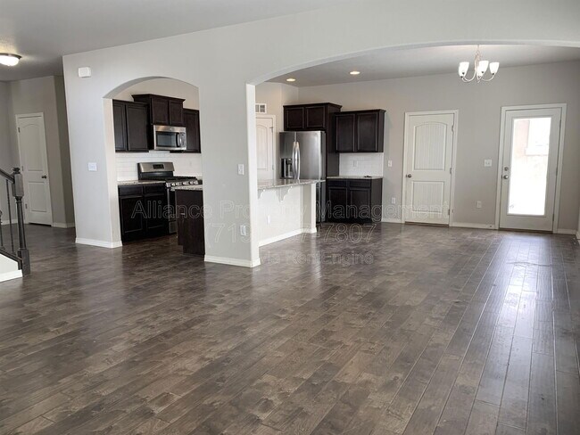 Building Photo - 8885 Vanderwood Rd