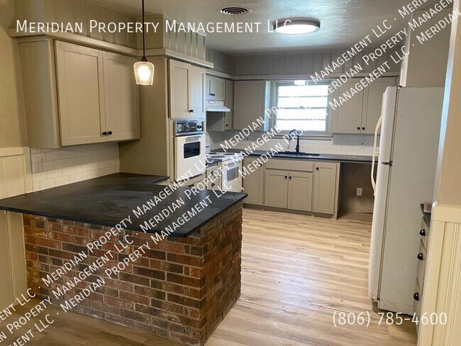 Building Photo - 5431 32nd St