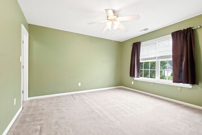 Building Photo - 5612 Slaytenbush Ln