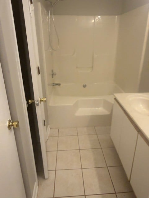 Building Photo - 3392 Galleria Dr