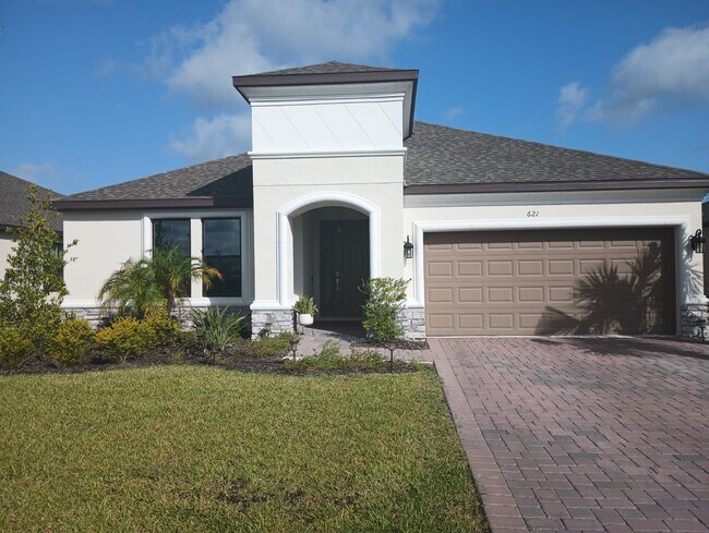 Primary Photo - 621 San Augusto Dr