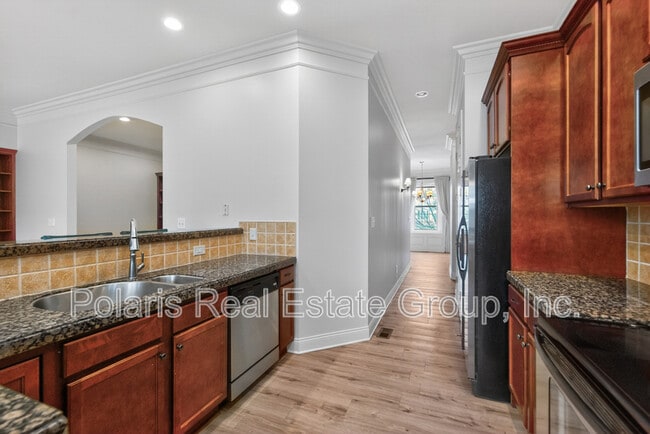 Building Photo - 108 Manchester Dr