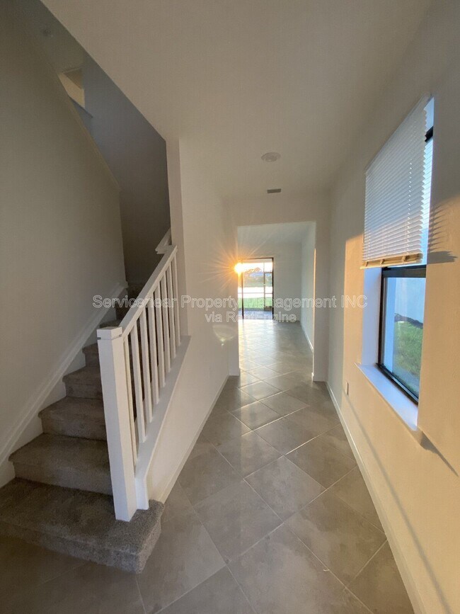 Building Photo - 6136 Baywood Ct