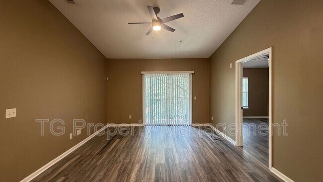 Building Photo - 3610 Kirkpatrick Cir