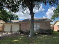 Building Photo - 22610 Leedstown Ln