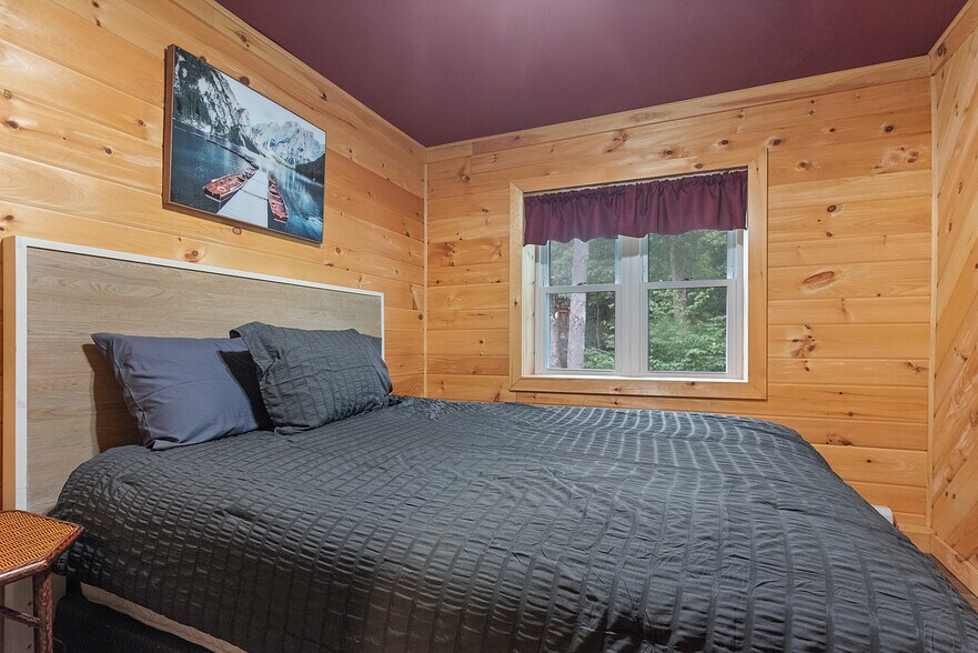 Building Photo - 156 Silliman Cove