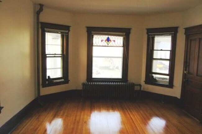 Building Photo - 2034 Rusk St
