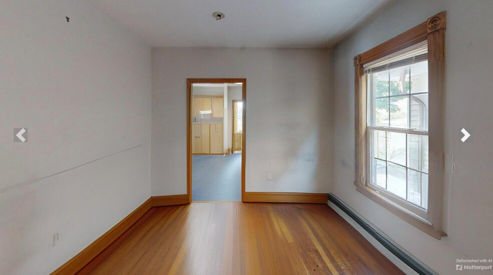Building Photo - 21 Alpine St