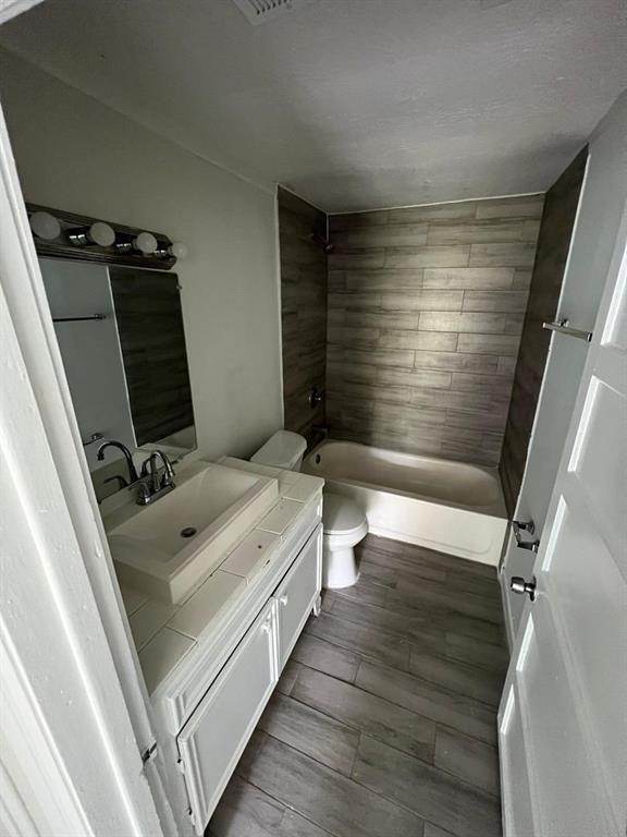 Building Photo - 2628 4th Ave