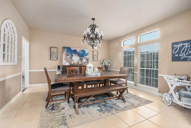 Building Photo - 305 Pinnacle Cove Ct