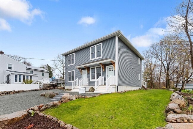 Building Photo - 26 Lyndale Ave