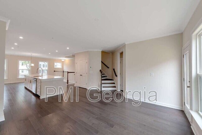 Building Photo - 1807 Brandsford St NW