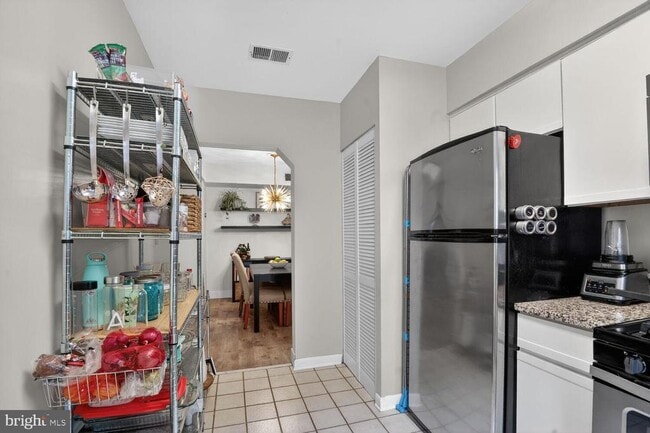 Building Photo - 236 W Taylor Run Pkwy