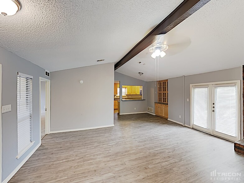 Building Photo - 2821 El Paso Way
