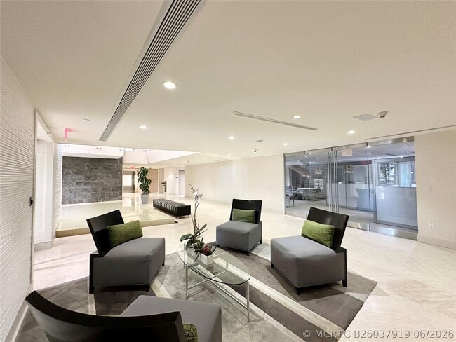 Building Photo - 18201 Collins Ave