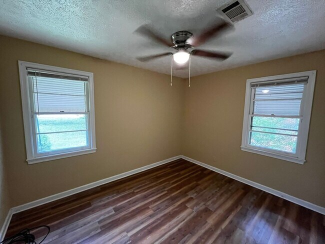 Building Photo - The Ideal Space to Balance Life, Work and ...