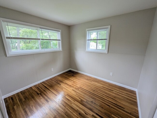 Building Photo - Casa Capri – Florissant Favorite