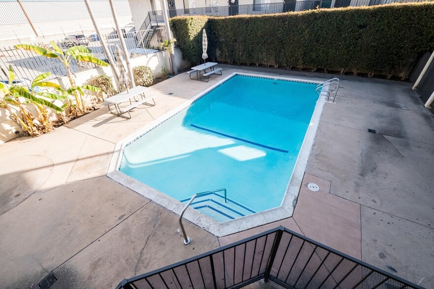 South Frampton Apartments 25004 Frampton Ave Harbor City CA 90710