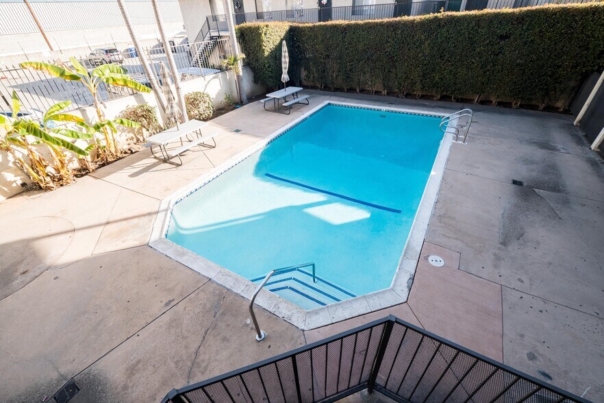 South Frampton Apartments 25004 Frampton Ave Harbor City CA 90710