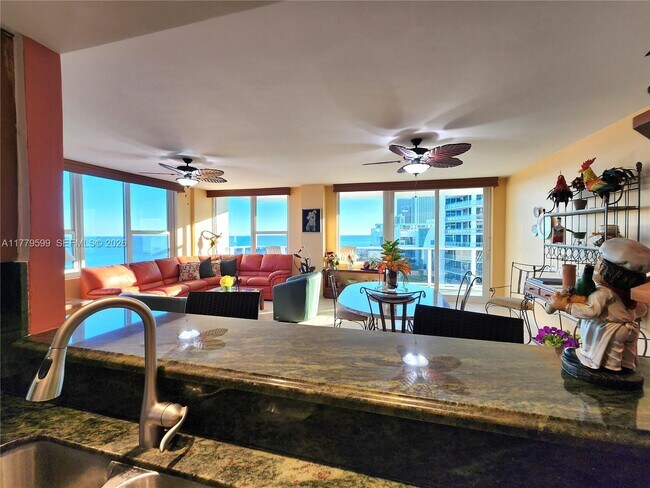 Building Photo - 3505 S Ocean Dr