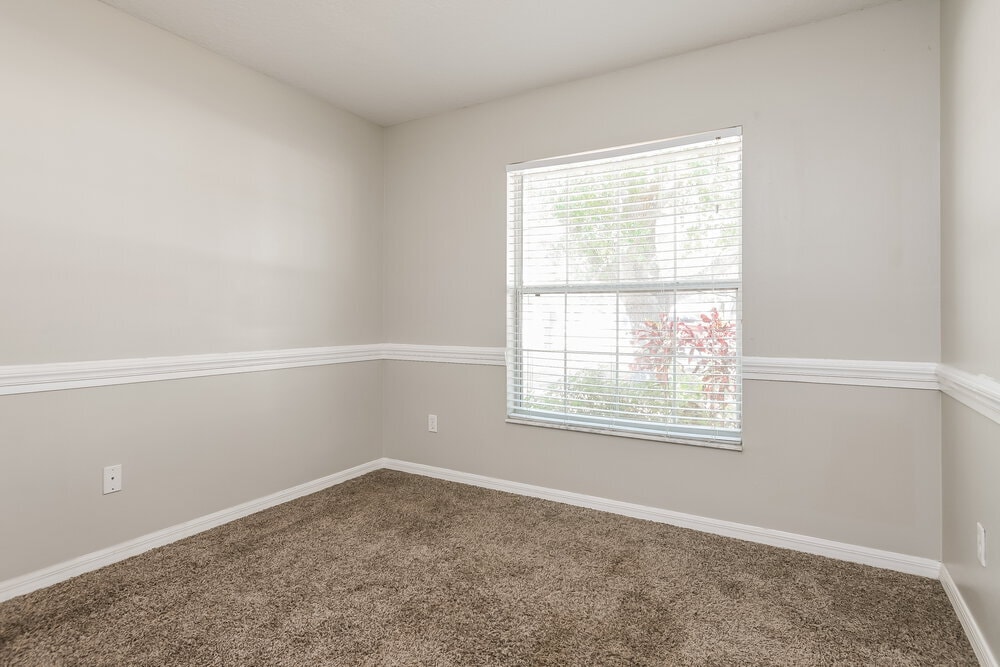 Building Photo - 926 Willow Run St