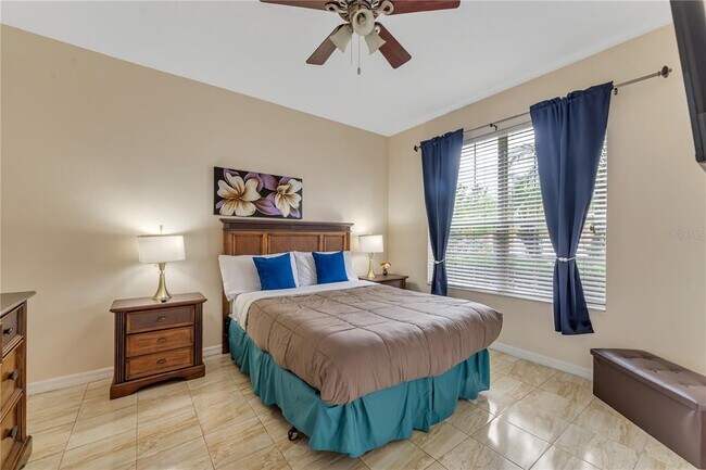 Building Photo - 2736 Lido Key Dr