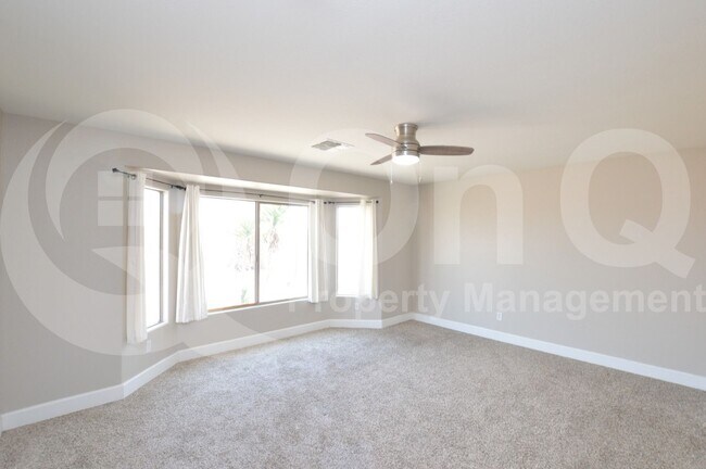 Building Photo - 209 S Carter Ranch Rd