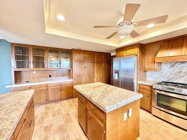 Building Photo - 1467 Knoll Park Ln