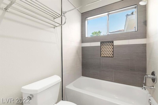 Building Photo - Recently remodeled 5 BEDROOMs/4 bathrooms,...