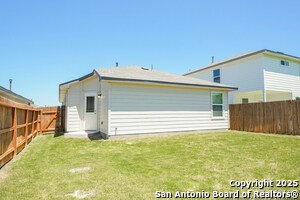 Building Photo - 1110 Andean Emerald