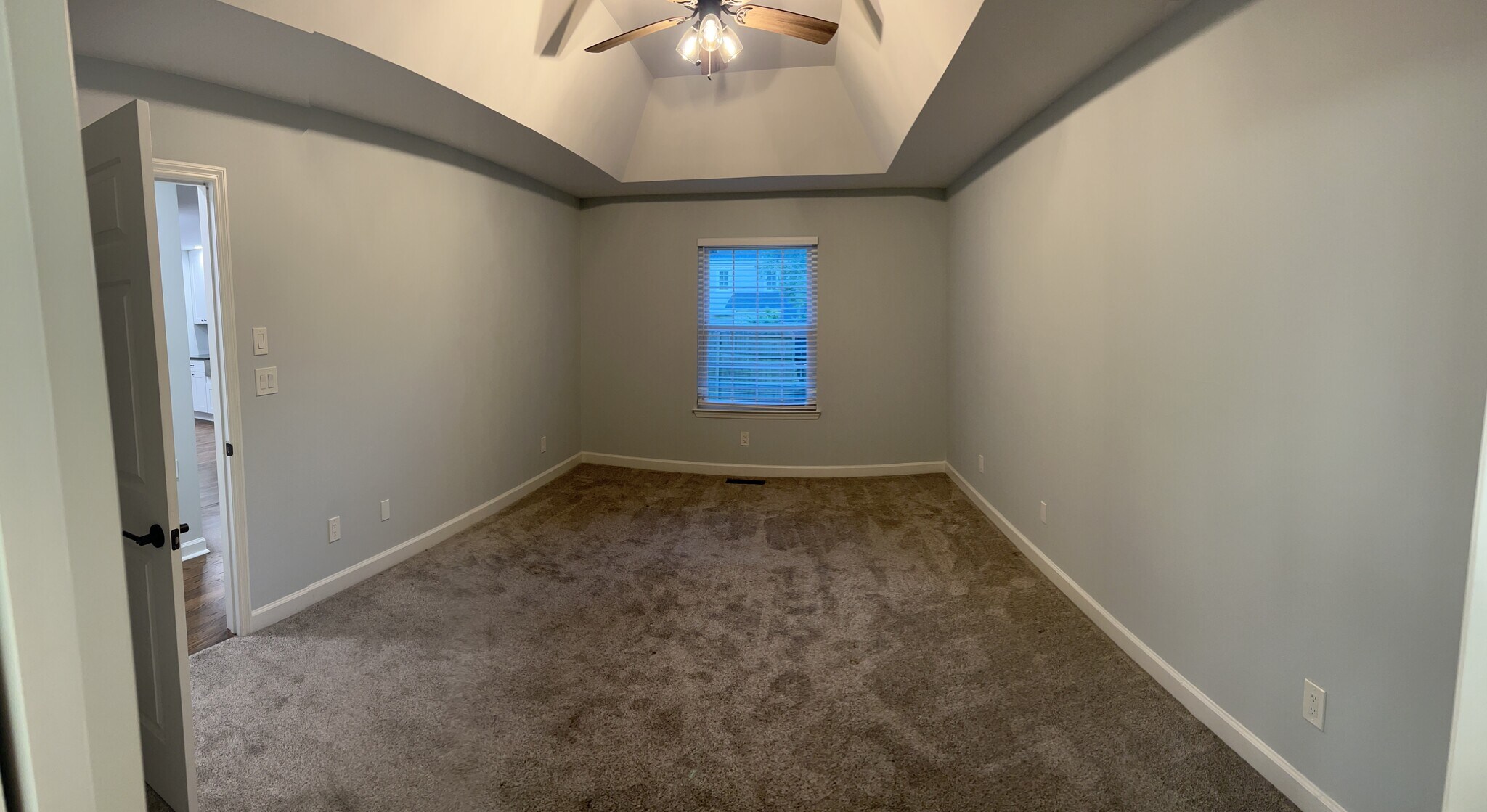 Building Photo - 2422 Charleston Sq