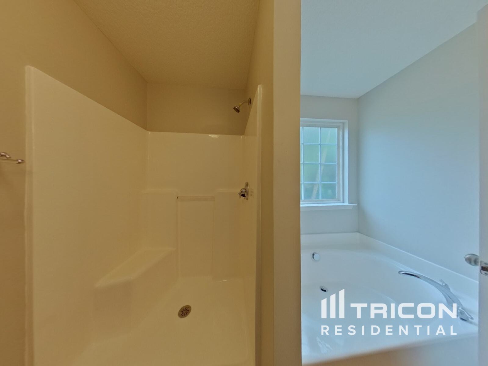 Building Photo - 6 Alderwood Ct