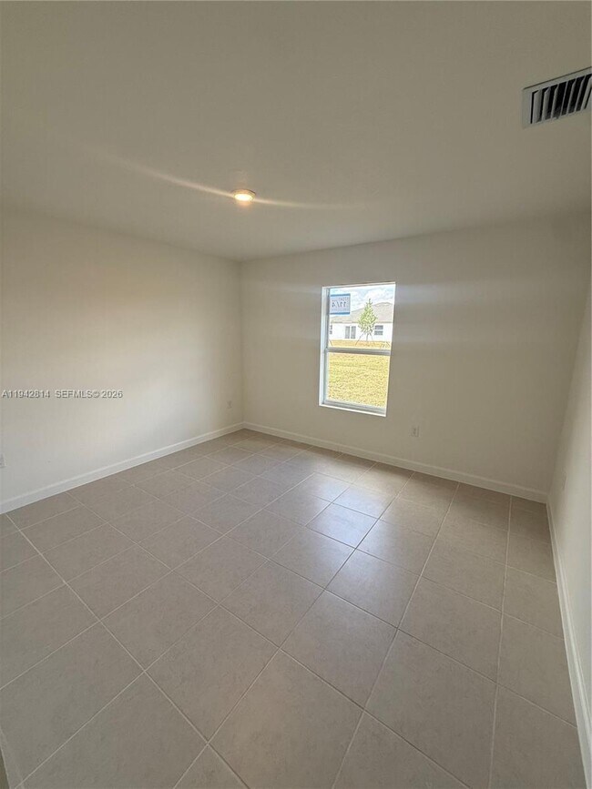 Building Photo - 17341 286 St