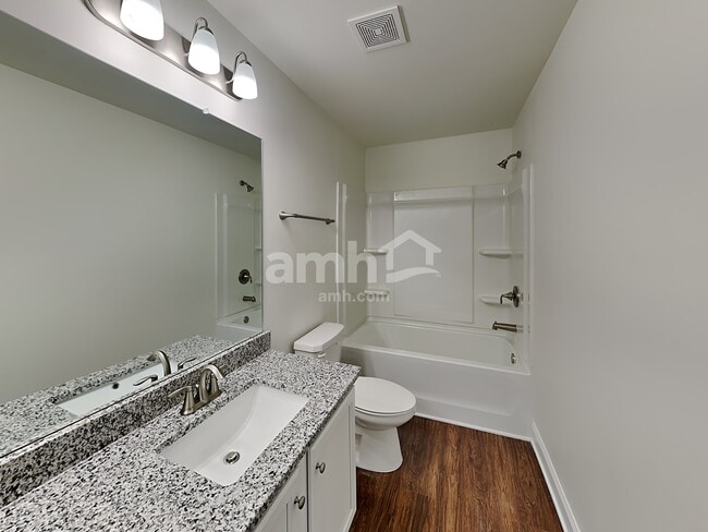 Building Photo - 6194 Bridlewood Ln