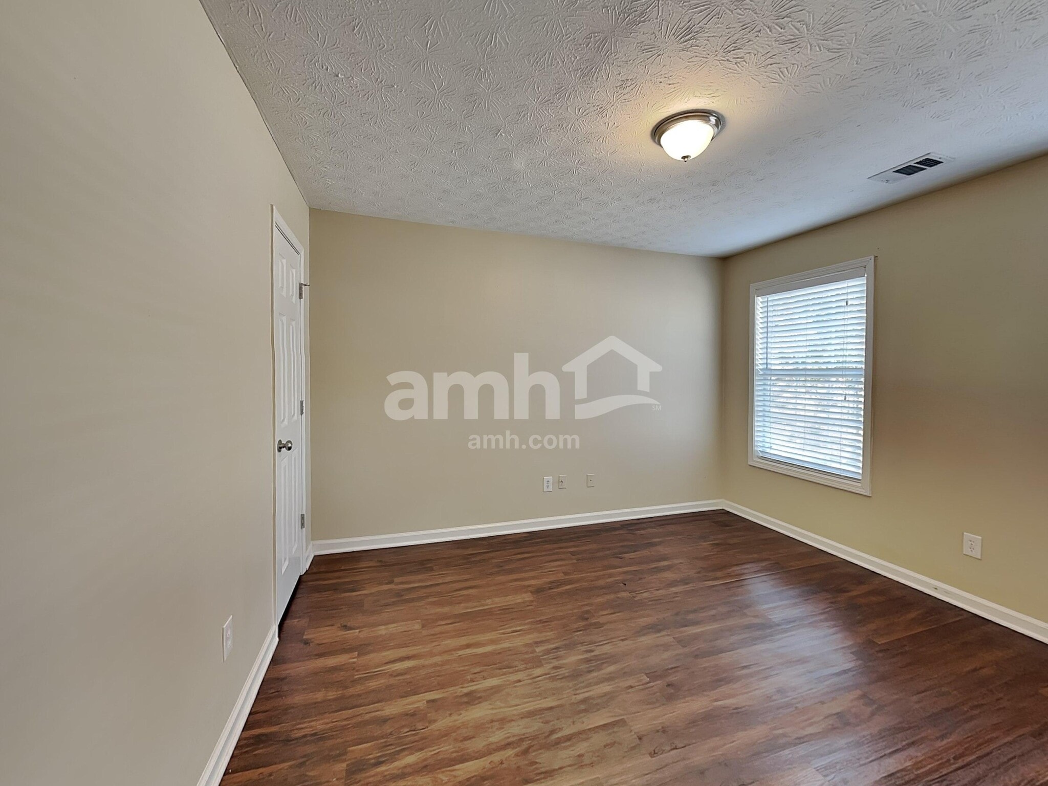 Building Photo - 1785 Summit Edge Cir