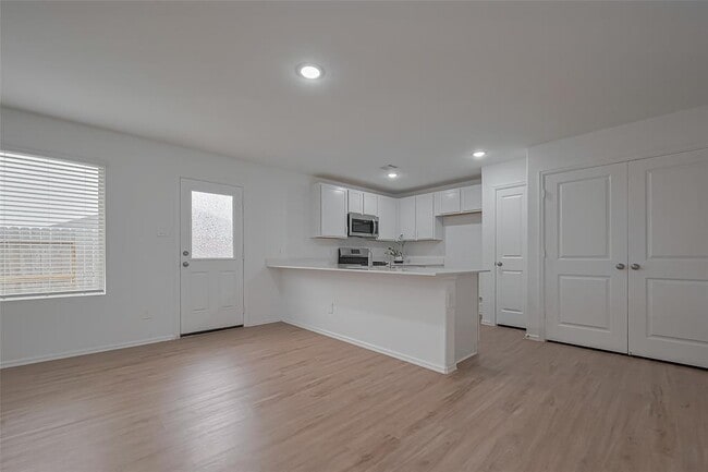 Building Photo - 24119 Maple Turn Ln