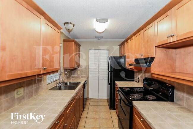 Building Photo - 1541 Flamingo Rd