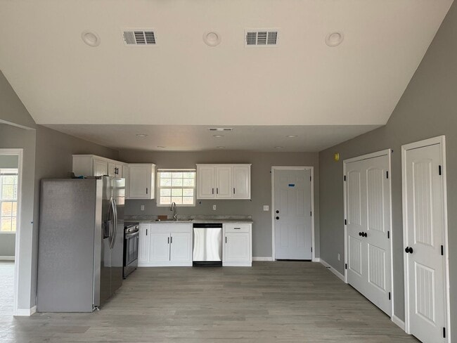 Building Photo - 3 Bed 2 Bath Brick Home - New Construction - Coming Soon