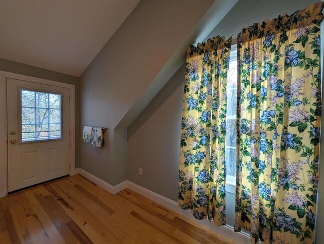 Building Photo - 119 Mill Rd