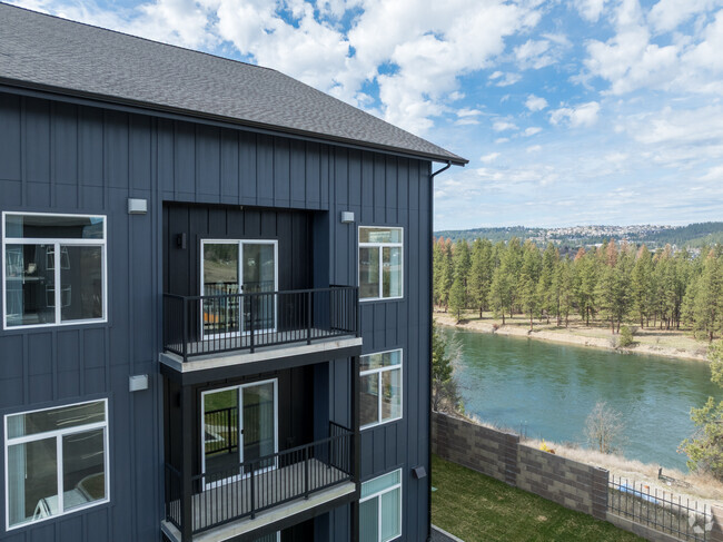 Building Photo - Arborview on the River